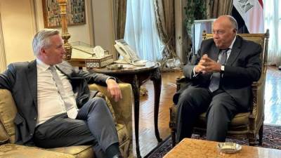 وزير الخارجية يستقبل وزير الدولة الهولندي للهجرة