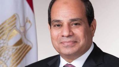 الرئيس السيسي يحي أبطال معركة "رأس العش" في حرب أكتوبر المجيدة