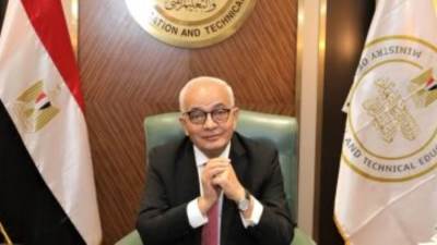 وزير التعليم يوقع قرارات تعاقد المعلمين الجدد وتسكينهم الأسبوع المقبل
