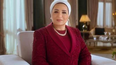 قرينة رئيس الجمهورية تهنئ شعب مصر بمناسبة الذكرى الخمسين لنصر أكتوبر