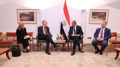 الإتصالات: إقامة مركز للإبداع للحلول الحكومية لاحتضان الشركات الناشئة