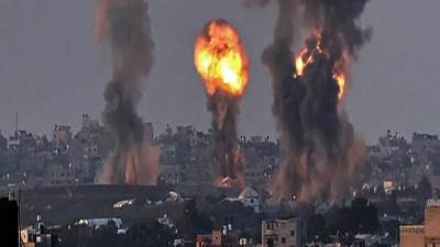 عشرات الشهداء والجرحى الفلسطينيين بمخيمي الشاطئ وجباليا بقطاع غزة.. تفاصيل