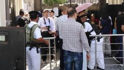 انتعاش حركة السياحة بمنطقة عمود السوارى الأثرية في الإسكندرية اليوم