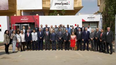 الحملة الرسمية للمرشح عبد الفتاح السيسي تستقبل وفدا من تحالف الأحزاب