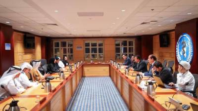 وزير الصحة يلتقي نظيرته القطرية لبحث توسيع آفاق التعاون المستقبلي في القطاع الصحي