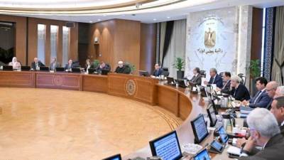 رئيس الوزراء يؤكد أهمية "مبادرة خفض أسعار عدد من السلع الأساسية