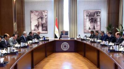 رئيس الوزراء يتابع موقف الأراضى الصناعية بمنطقة عتاقة