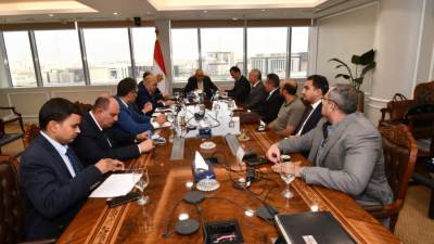 وزير الإسكان ومحافظ القاهرة يتابعان الموقف التنفيذى لمشروعات التطوير بالمحافظة