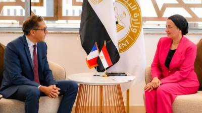 وزيرة البيئة تناقش مع المندوب الوزارى للبحر المتوسط بوزارة أوروبا التعاون الاقليمي