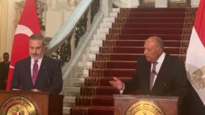 وزير خارجية تركيا: نتطلع لزيادة استثماراتنا فى مصر لـ15 مليار دولار