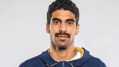 وزير الرياضة يُهنئ اللاعب عبد الرحمن سامح لتأهله رسمياً لبطولة العالم بالدوحه