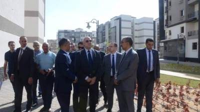 وزير الإسكان يطمئن على موقف تسليم المرحلة الأولى من مشروع "زهرة العاصمة"