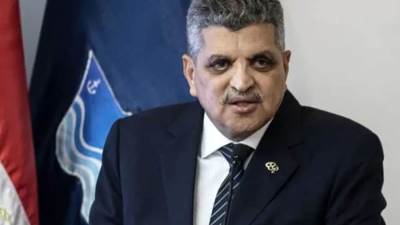 رئيس هيئة قناة السويس يتوقع زيادة إيرادات القناة نحو 30%