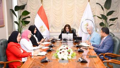 وزيرة الهجرة تلتقى أكثر من 60 من الشباب أعضاء مركز "ميدسى" الدارسين بالخارج