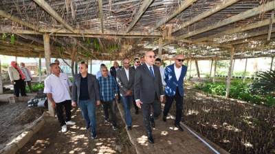 وزير الإسكان يعقد اجتماعا بمقر جهاز "العبور" لمتابعة سير العمل بمختلف القطاعات