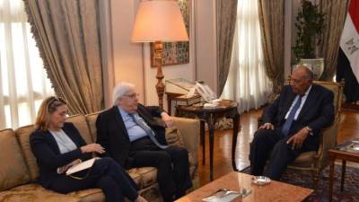 وزير الخارجية يستقبل وكيل الأمين العام للأمم المتحدة للشئون الإنسانية ومنسق الإغاثة في حالات الطوارئ