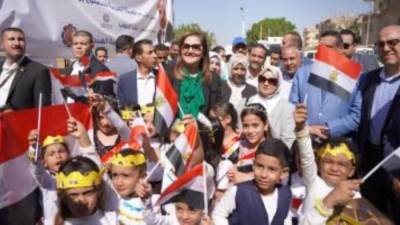 وزيرة التخطيط تفتتح عددًا من المشروعات التنموية والخدمية بمحافظة السويس