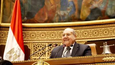 غدًا.. رئيس مجلس الشيوخ يقرر استكمال مناقشة دراسة "اقتصاديات وصناعة الأسمدة الكيماوية"