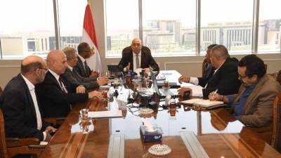 وزير الإسكان يتابع موقف تنفيذ مشروع تطوير الصرف الصحى بمنطقة المقطم