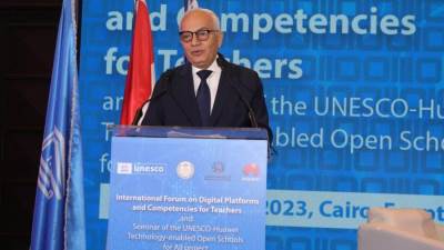 رضا حجازى: التعليم الرقمى أصبح ضرورة حتمية وليس رفاهية