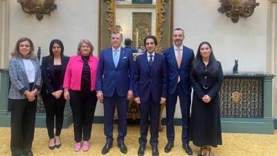 وزير السياحة يستهل زيارته الحالية للعاصمة الإيطالية روما بعقد مجموعة من اللقاءات المهنية