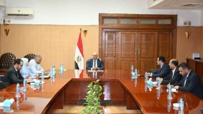 سويلم يتابع ضوابط إستخدام المياه الجوفية ومنظومة المراقبة والتحكم في الآبار الجوفية