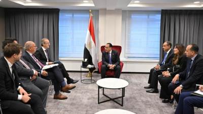 رئيس الوزراء يلتقي الرئيس التنفيذي لشركة "ديمي" البلجيكية ومسئولي الشركة