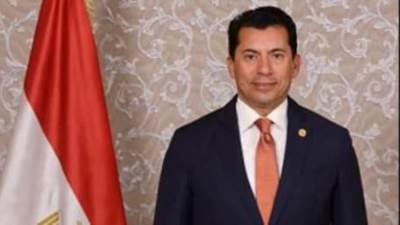 وزير الرياضة يُشيد بنتائج التجديف المصري في بطولة أفريقيا بتونس