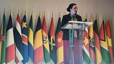 وزيرة البيئة تشارك في جلسة "استراتيجية وبرامج وخطط استثمار متكاملة"