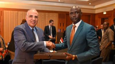 الدكتور سويلم يلتقى وزير الموارد المائية والري بجمهورية جنوب السودان