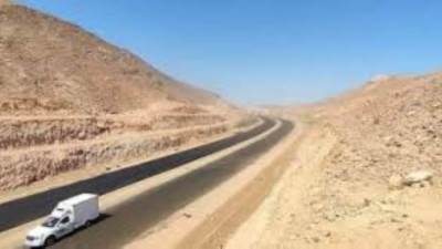 الهيئة العامة للطرق: انتظام حركة سير المركبات بطريق سفاجا /قنا