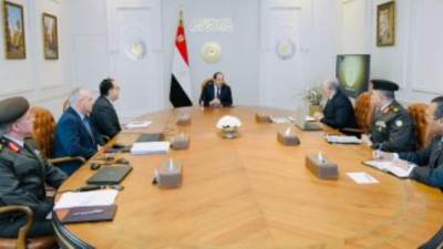 الرئيس السيسي يتابع تنفيذ المشروعات القومية للإنتاج الزراعى واستصلاح الأراضى