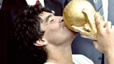 فيفا يحتفل بذكرى ميلاد مارادونا: "إرث دييجو سيبقى خالدًا للأبد"