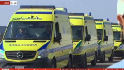 "القاهرة الإخبارية" ترصد مرور سيارات إسعاف من مصر إلى غزة لنقل الجرحى