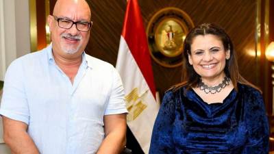 وزيرة الهجرة تستقبل عازر ساويرس رجل الأعمال المصري الفنلندي لبحث فرص الاستثمار