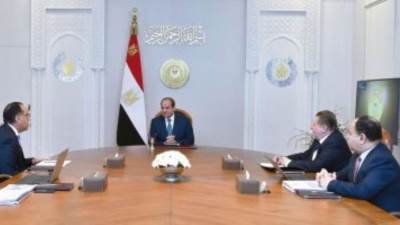 الرئيس السيسى يعقد اجتماعا لمتابعة جهود تلبية احتياجات المواطنين بالقطاعات الخدمية