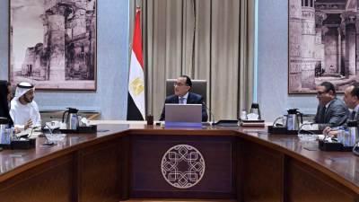 رئيس الوزراء يلتقى الشيخ الدكتور سعيد بن أحمد آل مكتوم المدير التنفيذي لسلطة دبي البحرية