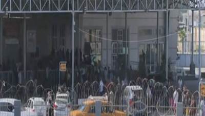 القاهرة الإخبارية: وصول 400 شخص من مزدوجى الجنسية إلى معبر رفح