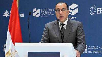 رئيس الوزراء يلقي كلمة خلال احتفالية افتتاح وتشغيل أربع مدارس بأرض القرية الكونية