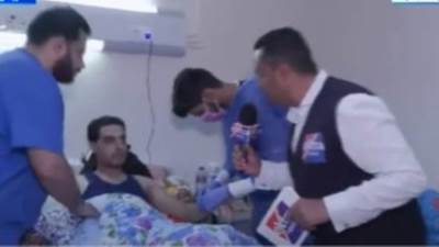 أحد الجرحى الفلسطينيين بمستشفى العريش العام: أحظى برعاية خاصة فى مصر