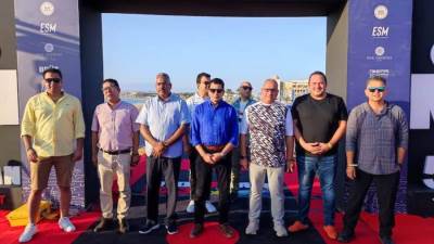 وزير الرياضة يطلق إشارة انطلاق بطولة ايرون مان