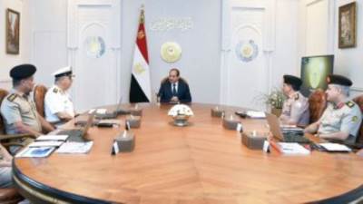 الرئيس السيسى يعقد اجتماعًا لمتابعة جهود تعزيز وتطوير قطاع التصنيع العسكرى