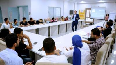 صندوق مكافحة الإدمان يطلق معسكر لإعداد قيادات للمتطوعين المشاركين في تنفيذ البرامج التوعوية