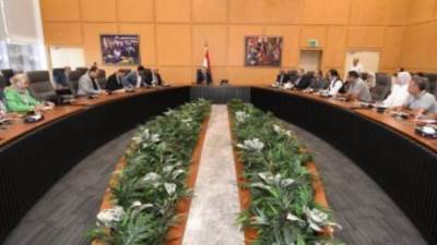 نائب وزير الإسكان يكلف بإعداد كُتيب عن الفرص الاستثمارية المتاحة بكل مدينة لدعم الاستثمار