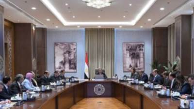 رئيس الوزراء يوجه بسرعة طرح مشروعات "اقتصادية المثلث الذهبى" على القطاع الخاص