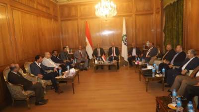 شحاته: العمال ضلع أساسي في "ثلاثية العمل" بجانب الحكومة وأصحاب الأعمال