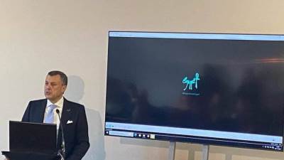 وزير السياحة يعقد مؤتمر صحفي بحضور ممثلي كبرى وسائل الإعلام البريطانية والدولية