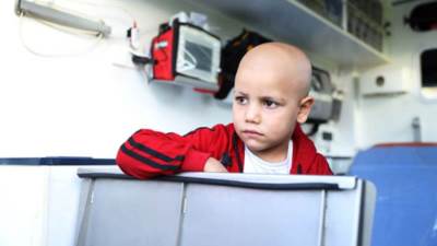 دخول حالات أطفال مرضى بالسرطان من قطاع غزة إلى مصر لتلقى العلاج