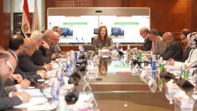 وزيرة التخطيط والتنمية الاقتصادية تترأس اجتماع مجلس إدارة بنك الاستثمار القومي