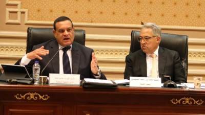 وزير التنمية يستعرض جهود الوزارة لمتابعة منظومة تشغيل وتقييم أداء المراكز التكنولوجية في جميع المحافظات